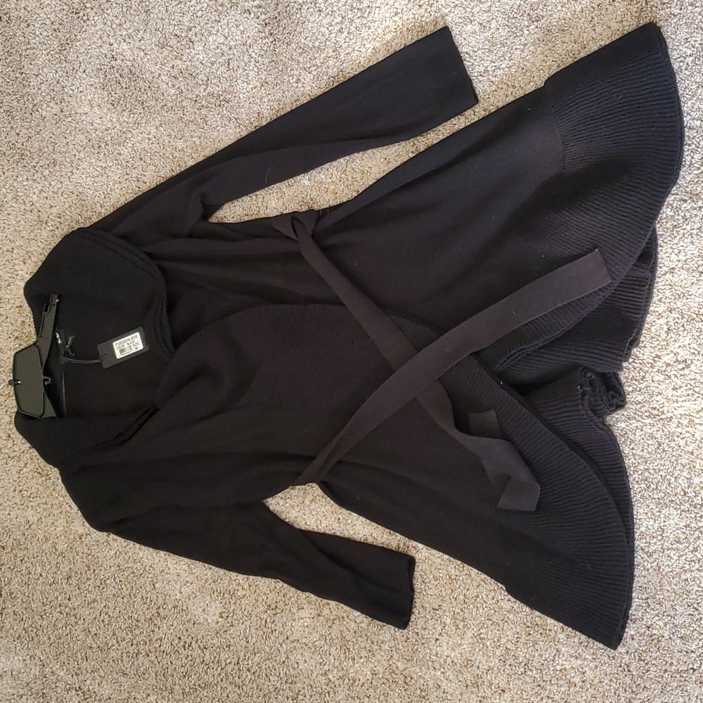 Miss Me size medium black ruffle duster with tie